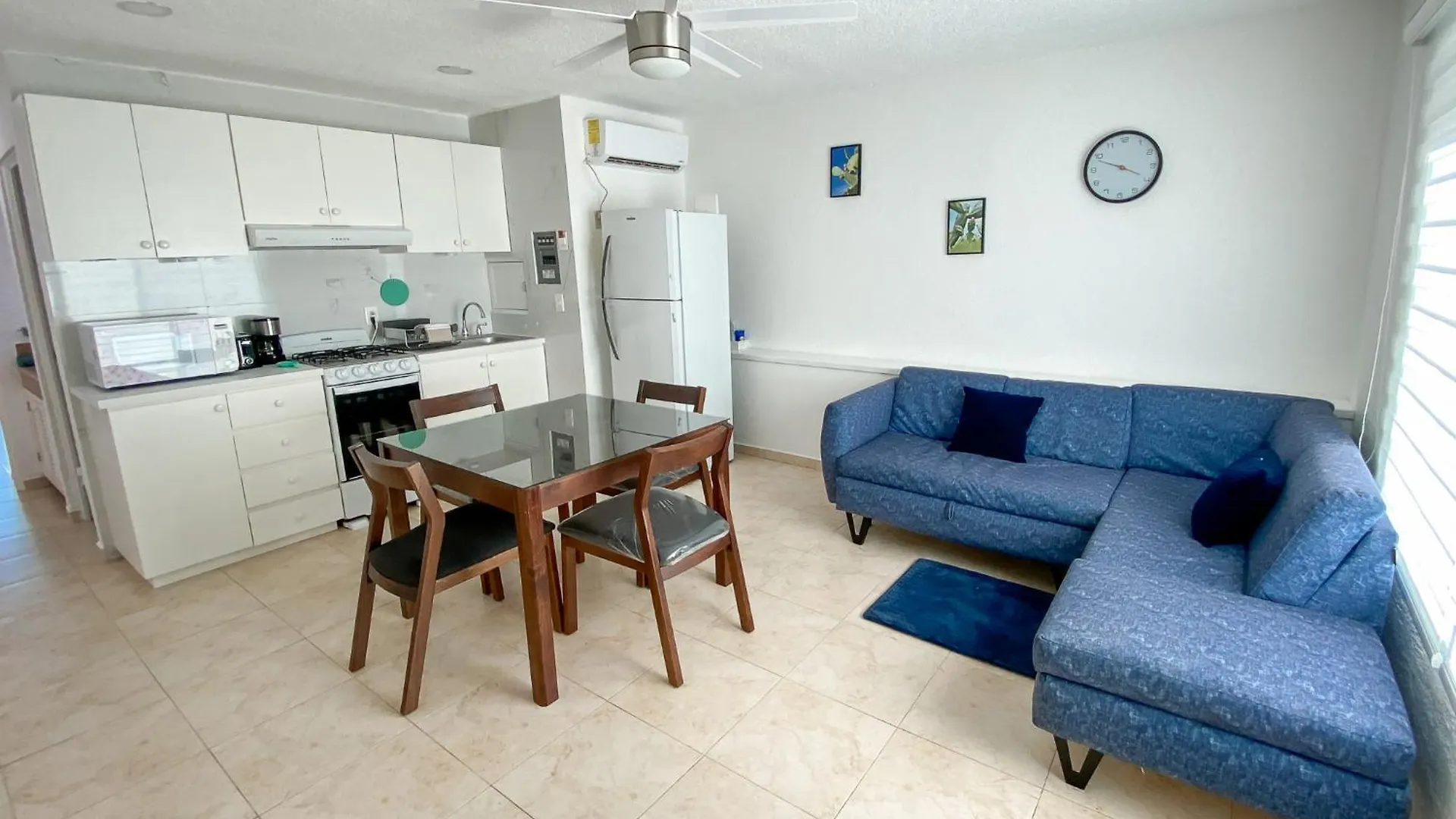 Brisas Shores 07 Beachfront Condo, Pool And Garden Area, Zona Hotelera Cancún